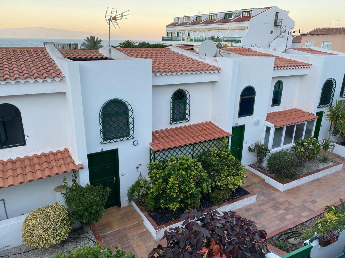 Holiday House Parque Azul Playa La Arena Free Wifi 푸에르토 데 산티아고 외부 사진